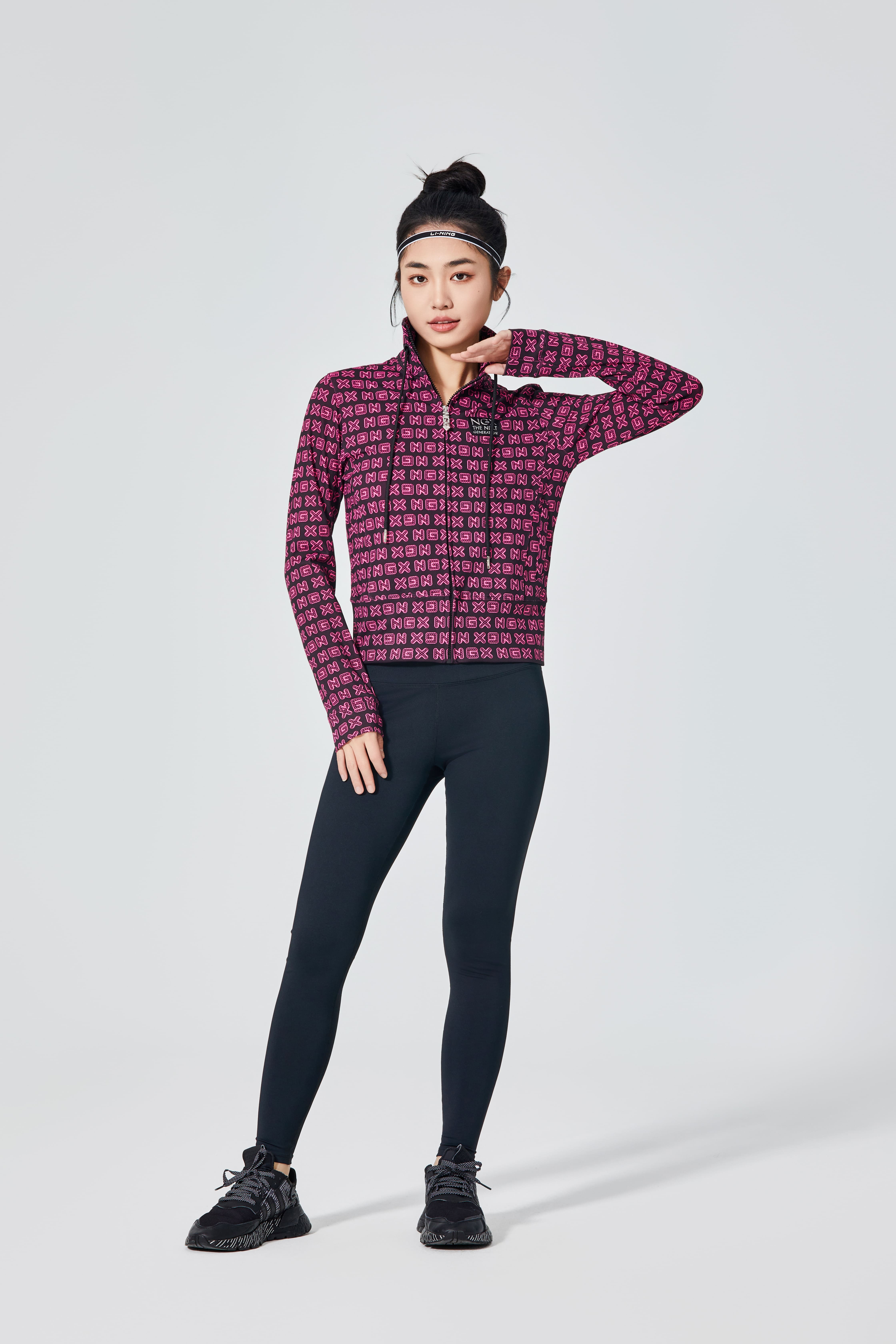 Mengungkap Top Atletik Wanita Baru yang Stylish, Mendefinisikan Ulang Aktif - Wear Fashion
